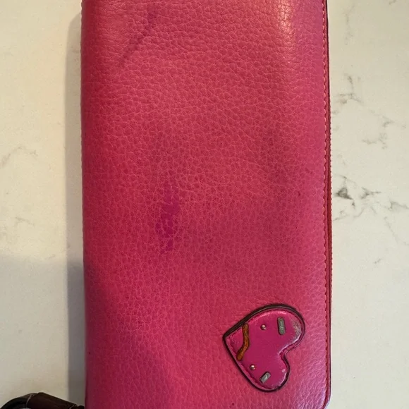 Preowned Tory Burch Perry Patchwork Hearts Long Zip Wallet - Picture 3 of 14